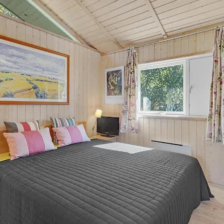 Cozy In With Wifi Holbæk